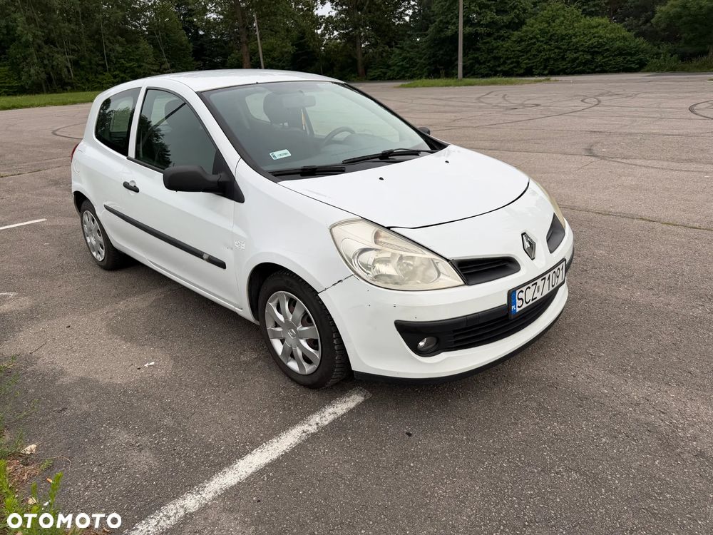 Renault Clio 1.5 dCi Alize - 1