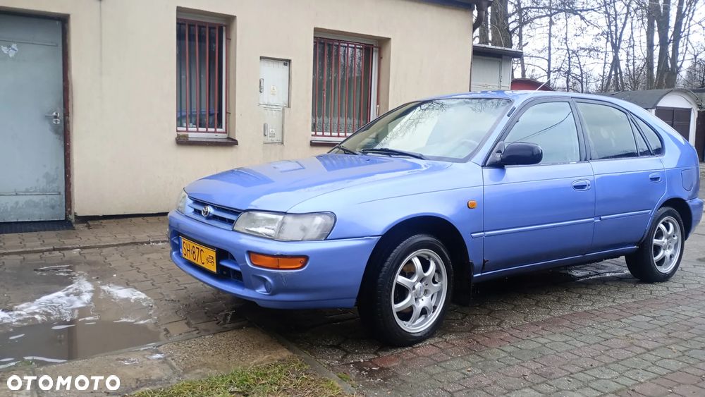 Toyota Corolla 1.4 XLi - 1