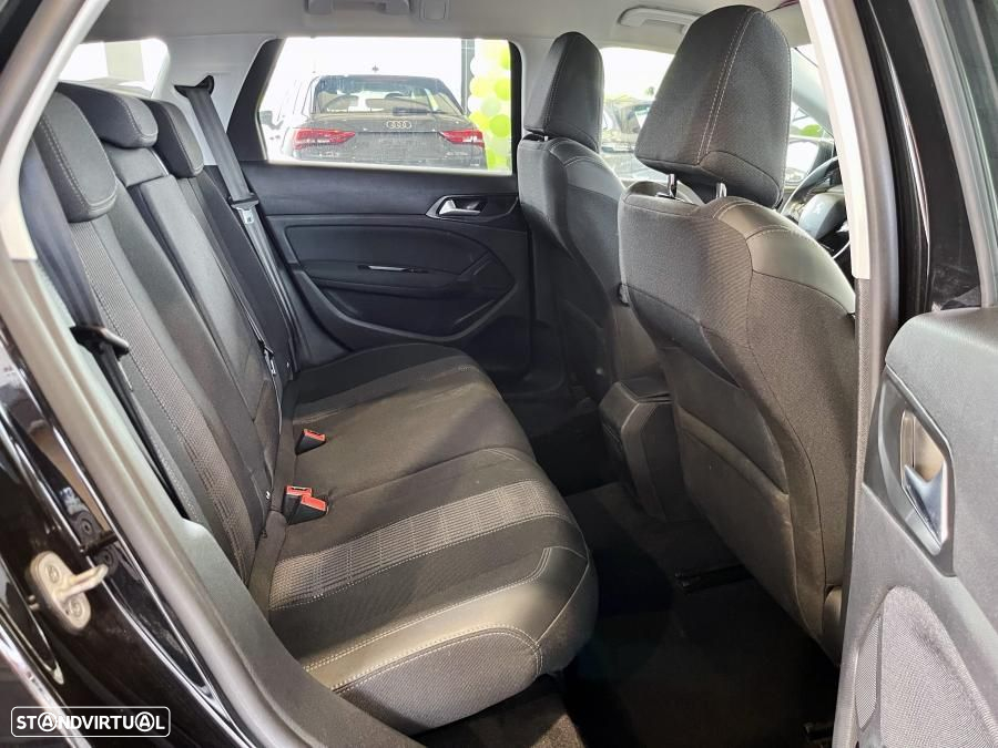Peugeot 308 SW 1.5 BlueHDi Allure Pack - 25