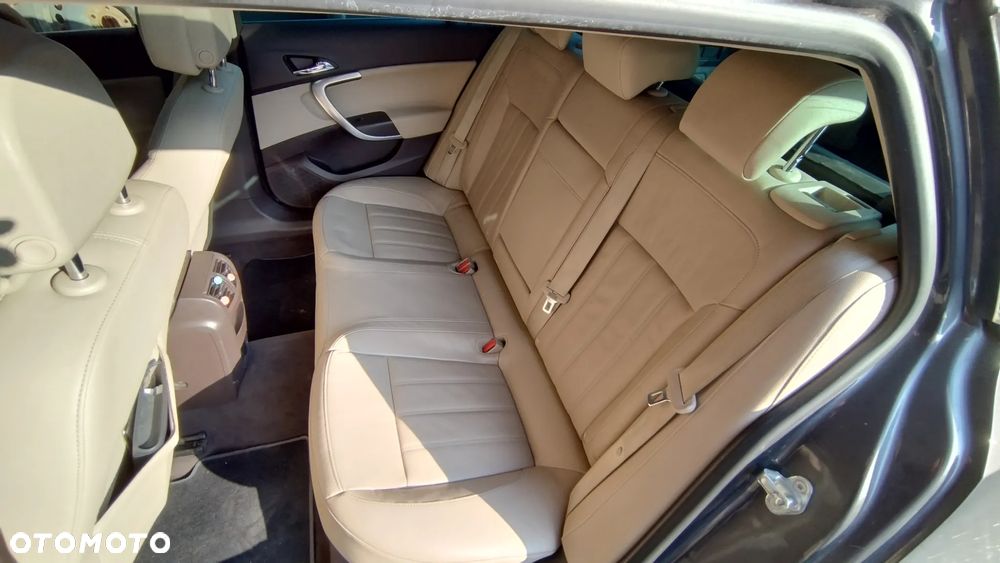 Opel Insignia 2.0 CDTI Cosmo - 10