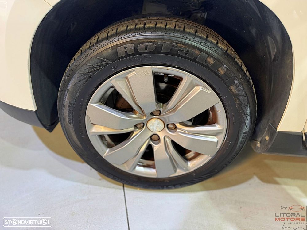 Peugeot 2008 1.2 PureTech Style - 18