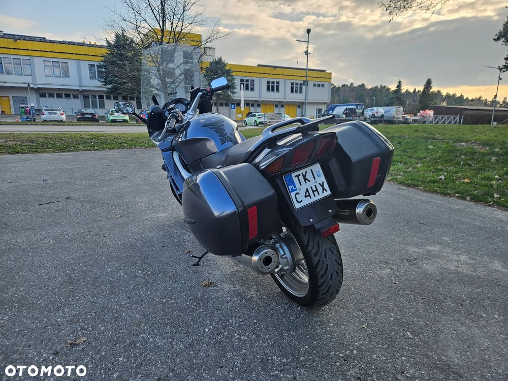Yamaha FJR - 19