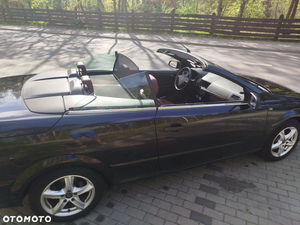 Opel Astra 1.8 Cosmo - 19