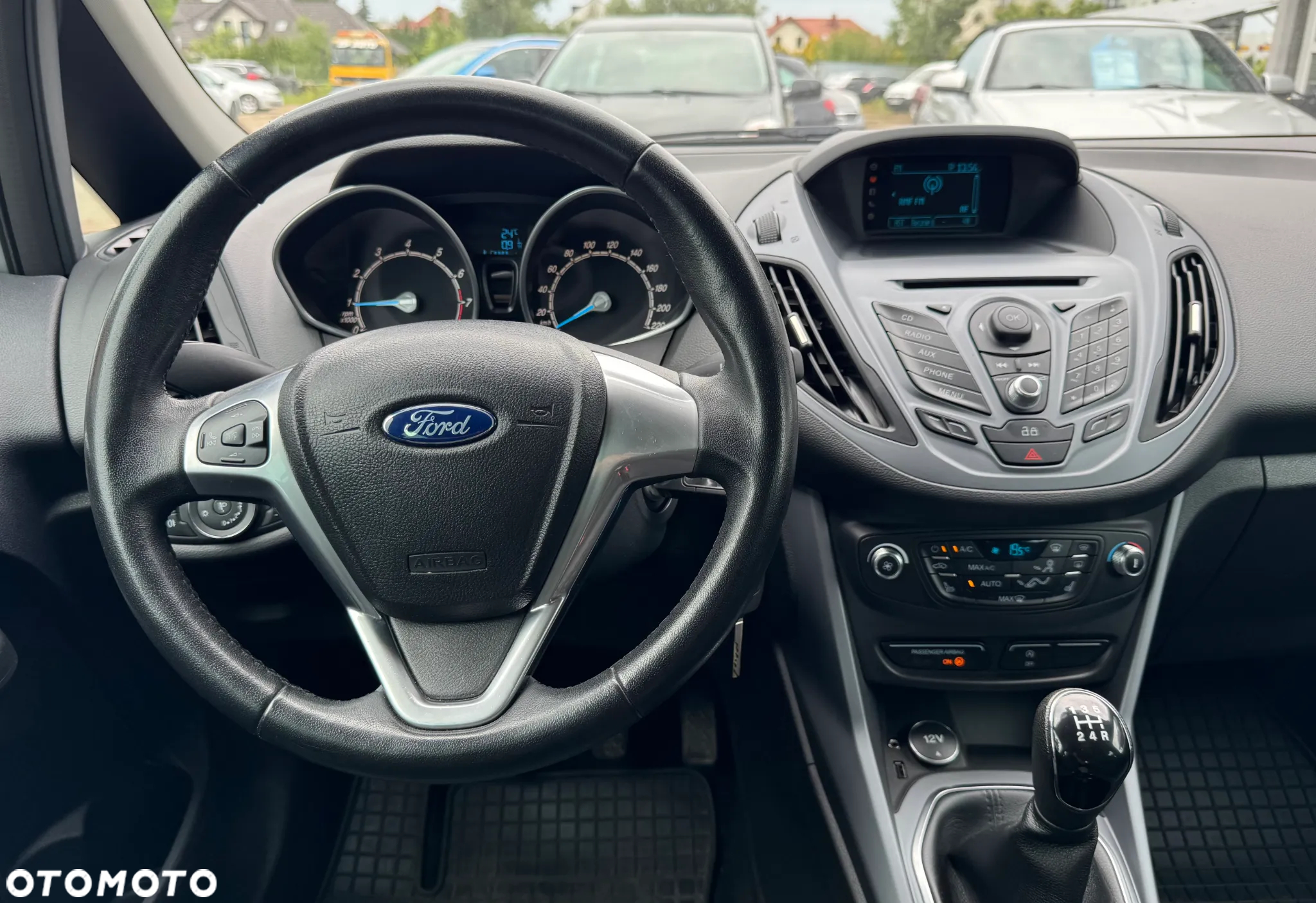 Ford B-MAX - 12