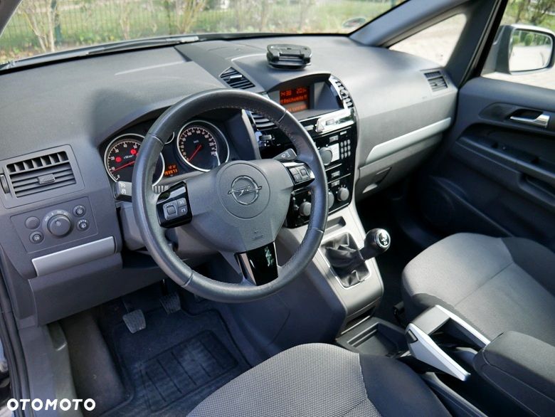 Opel Zafira 1.8 Innovation 110 Jahre - 11