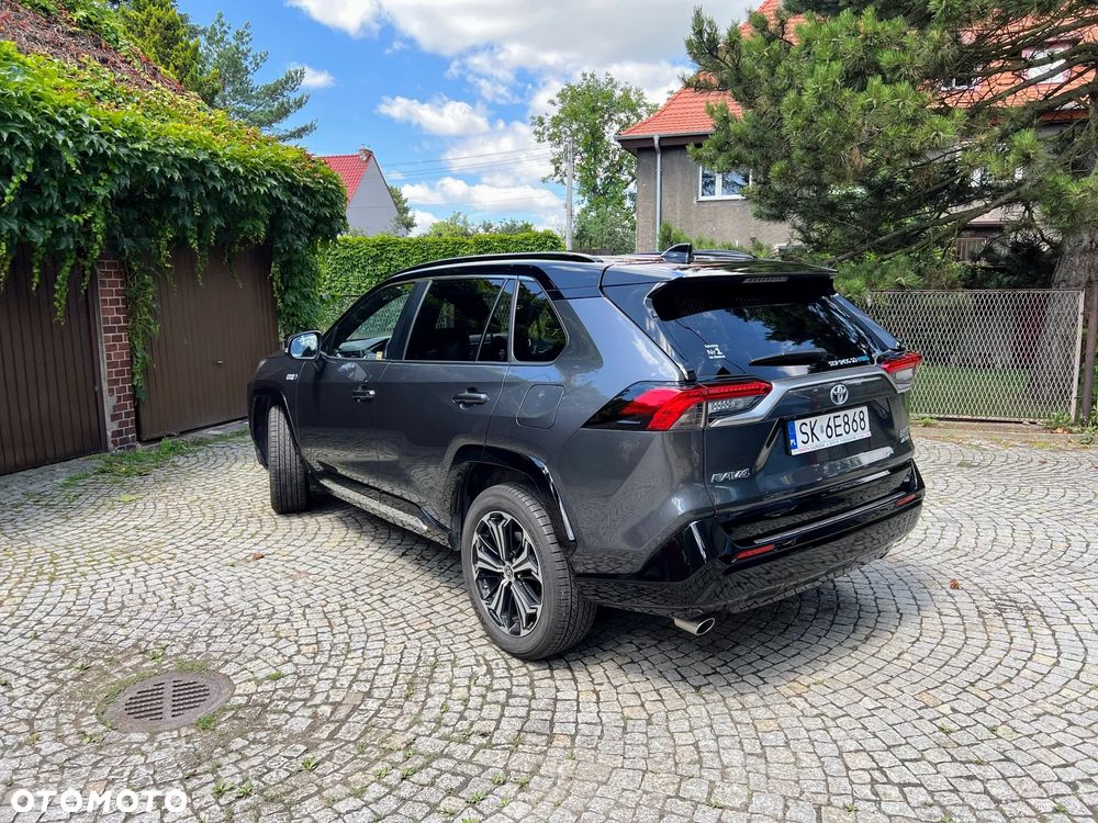 Toyota RAV4 - 9