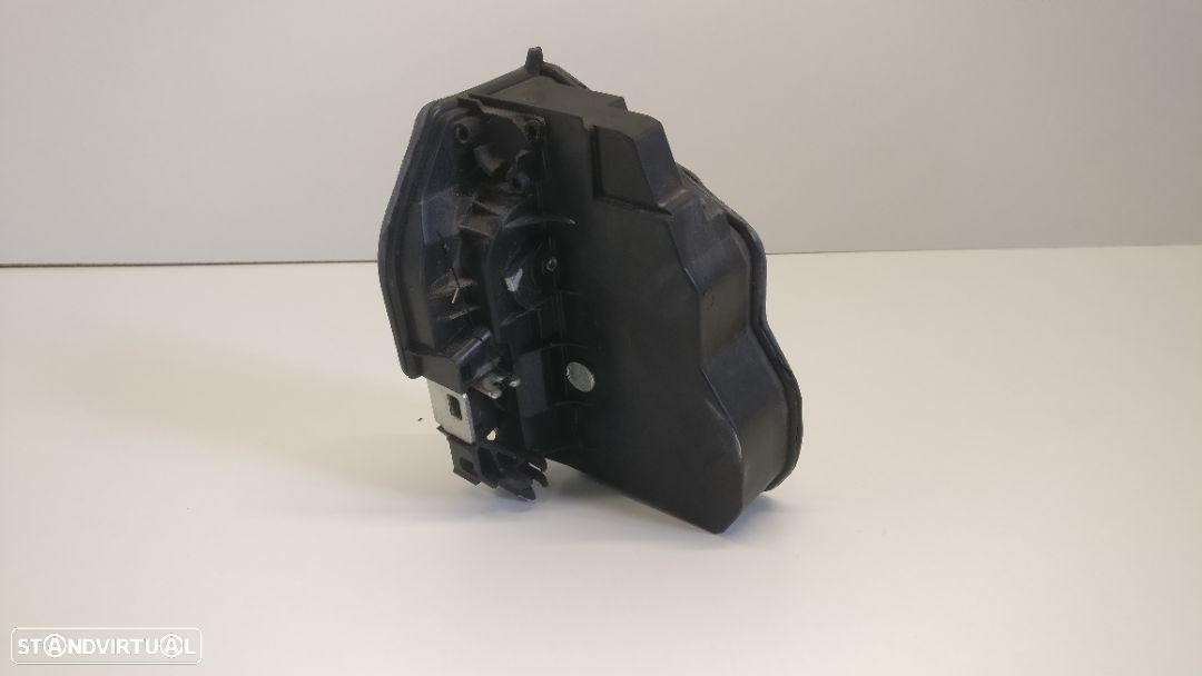 Fecho de Porta frente direito BMW SERIE 1 2 3 4 5 6 E87 E90 E91 E60 E61 F20 F30 F10 - 2