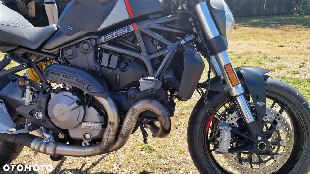 Ducati Monster - 9