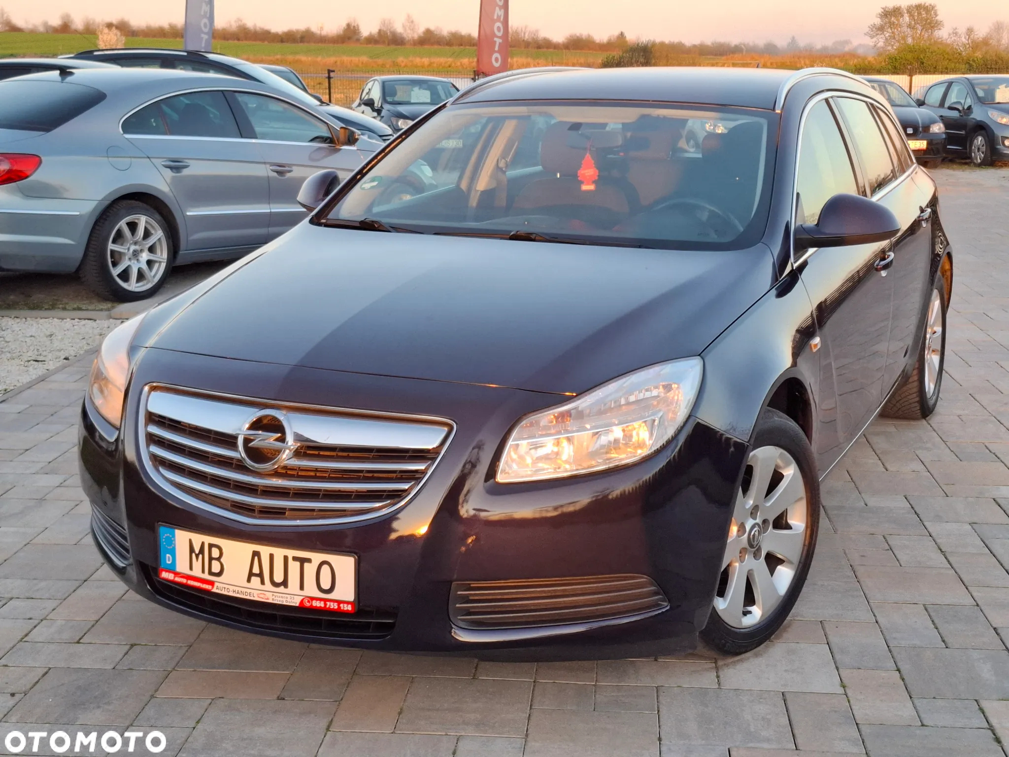 Opel Insignia 1.4 Turbo Sports Tourer ecoFLEXStart/Stop Design Edition - 2