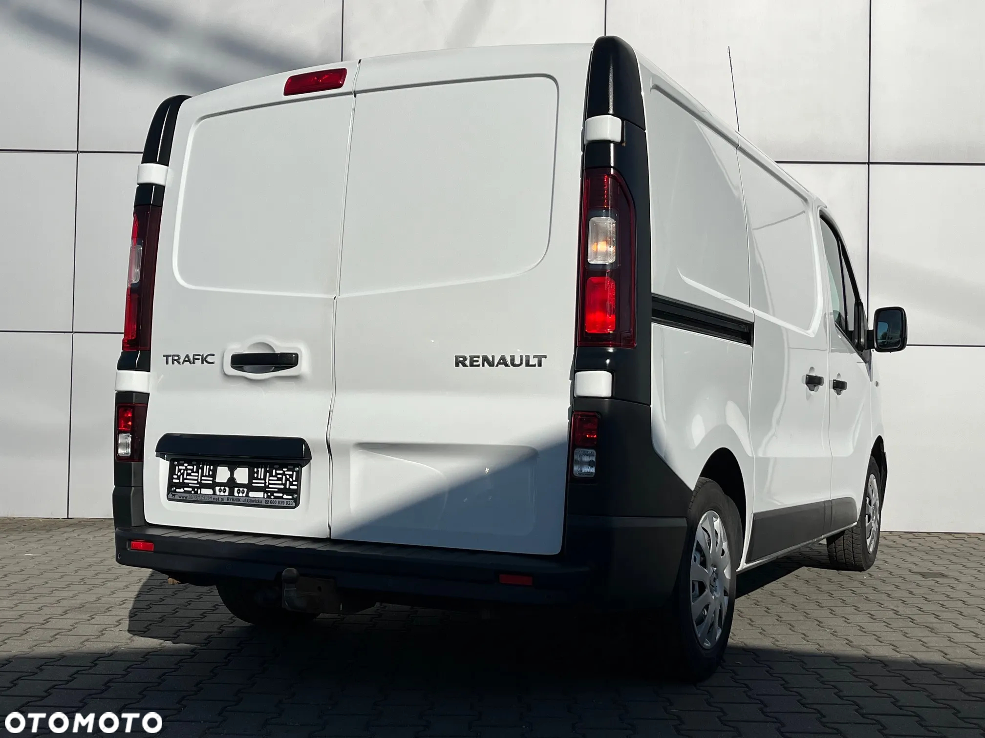 Renault Trafic - 8