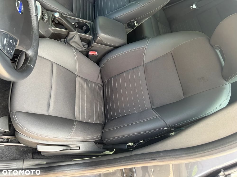 Volvo S40 T5 Summum - 8