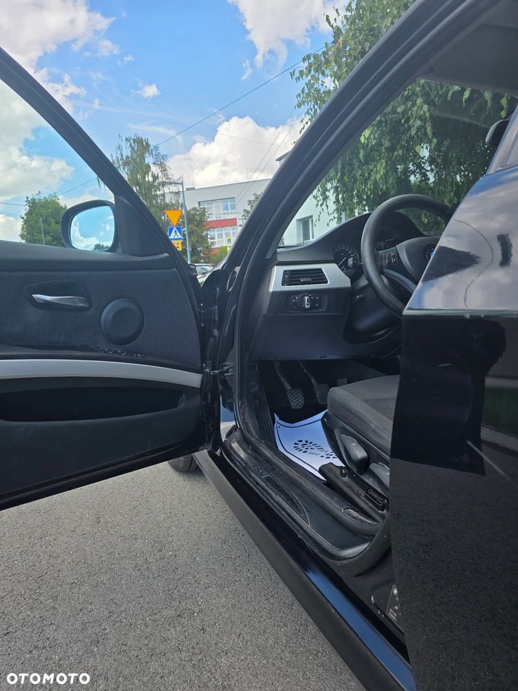 BMW Seria 3 - 11