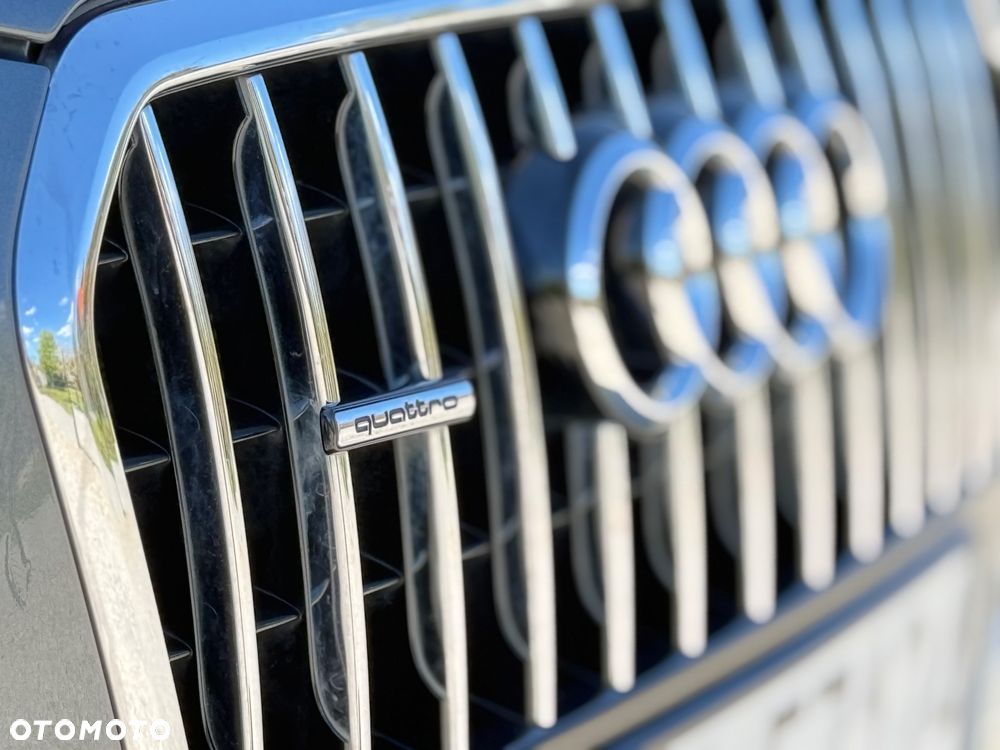 Audi Q3 2.0 TDI Quattro Edycja Specjalna S tronic - 8