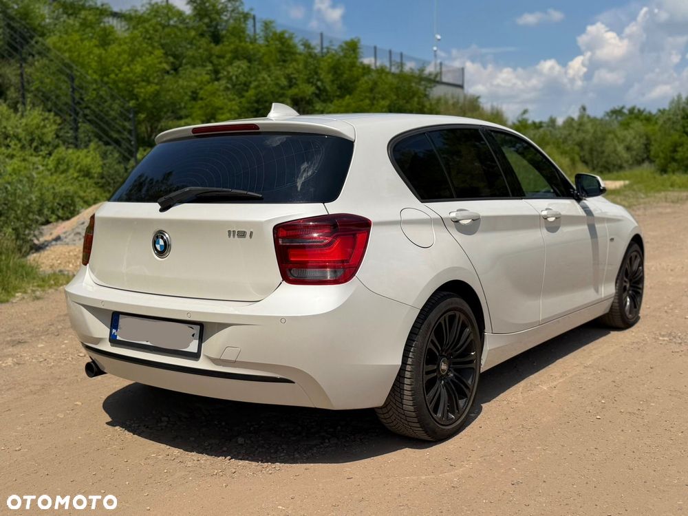 BMW Seria 1 118i Sport Line - 3