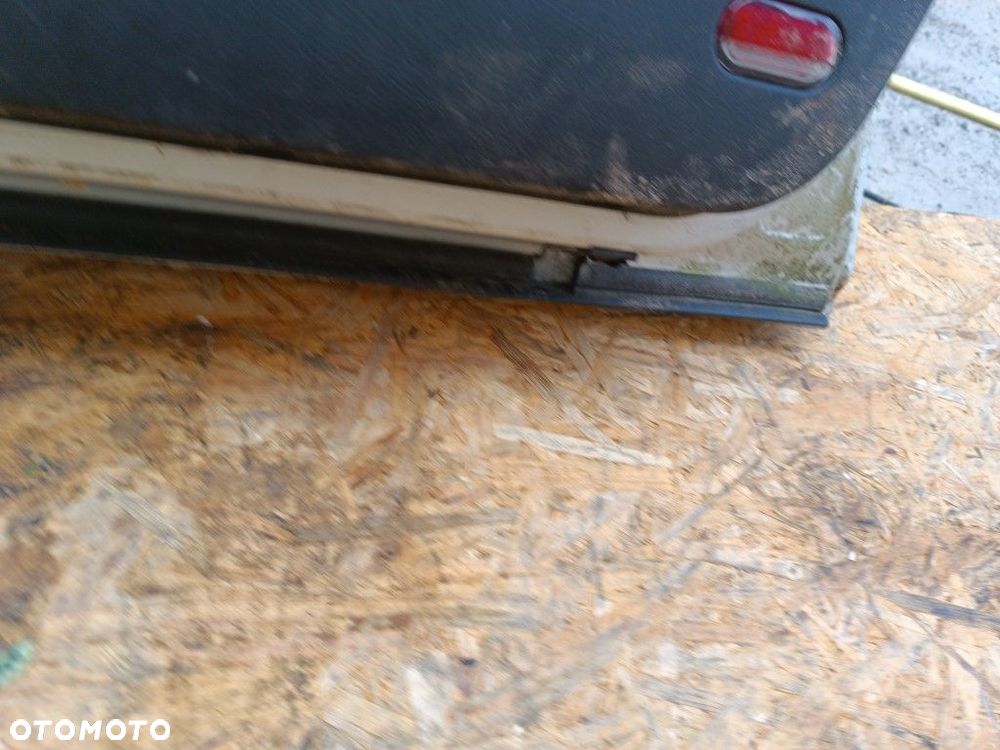 VW GOLF IV 4 DRZWI PRZÓD PRAWY PRAWA KOD LAK - 14