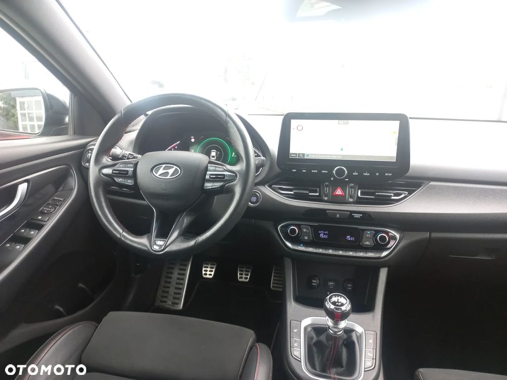 Hyundai i30 1.5 T-GDI 48V-Hybrid N-Line - 22
