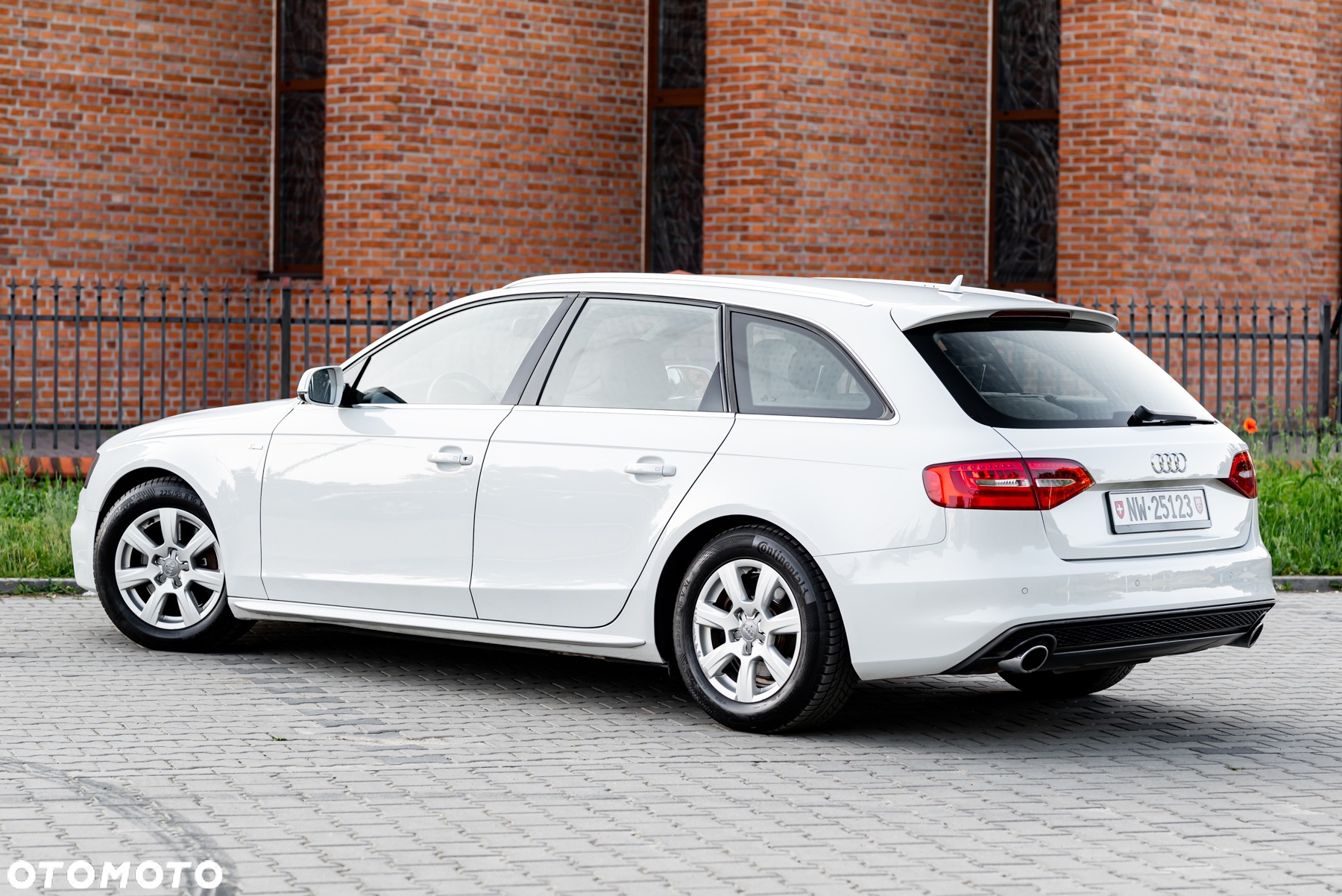 Audi A4 Avant 2.0 TFSI quattro S tronic S line Sportpaket - 3