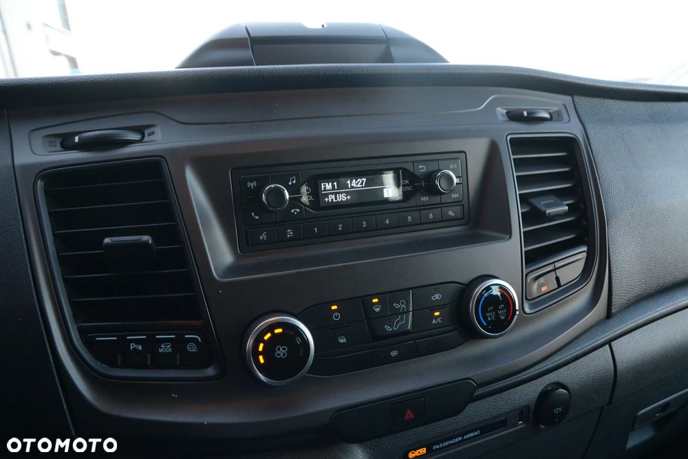 Ford Transit - 29
