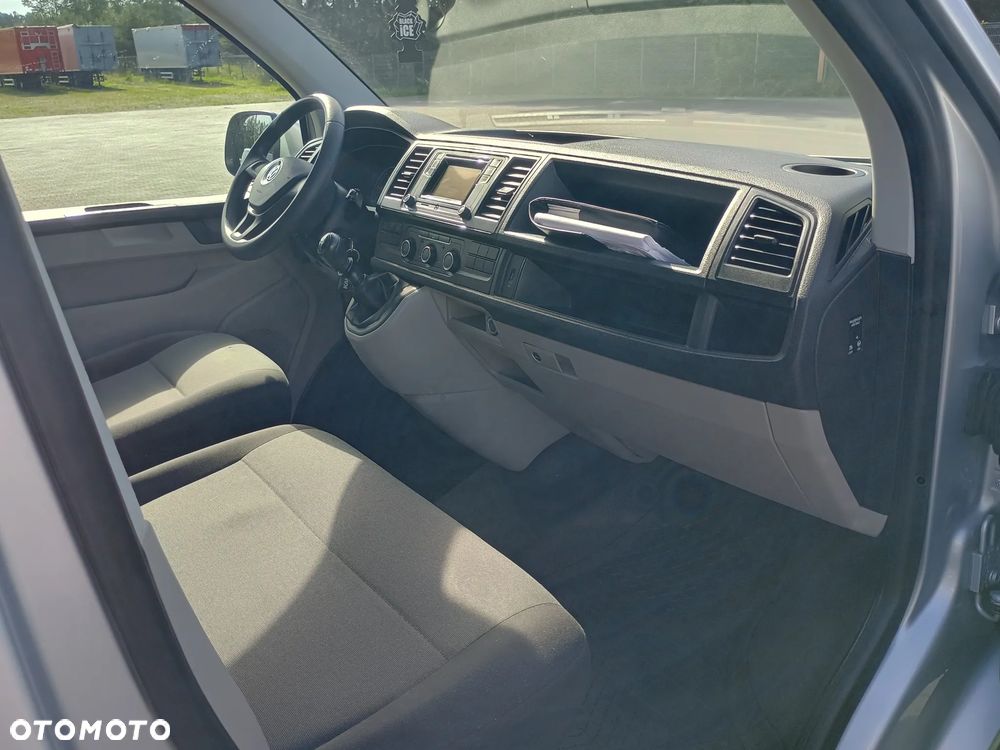 Volkswagen Transporter - 10