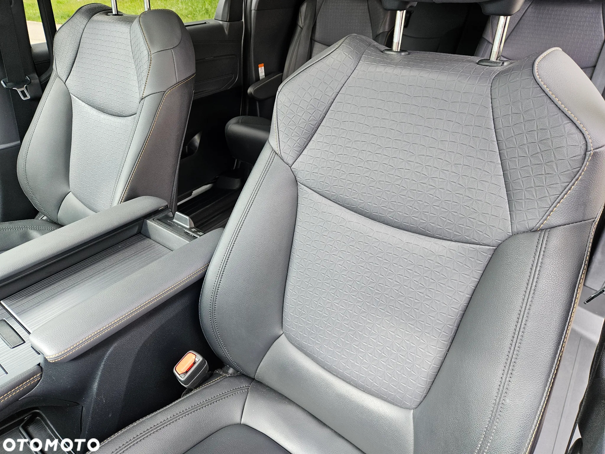 Toyota Sienna - 19