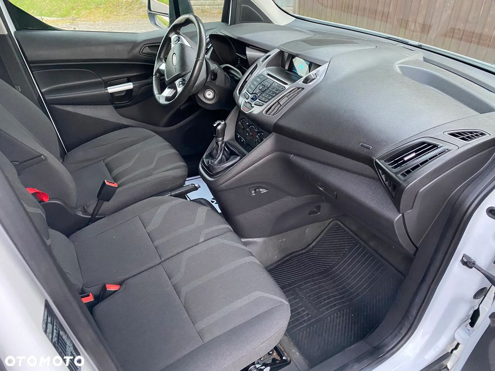 Ford Transit Connect - 16