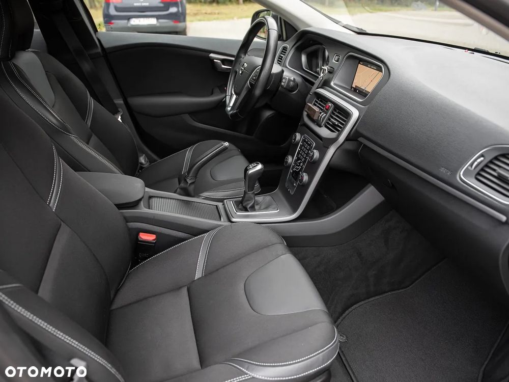 Volvo V40 - 31