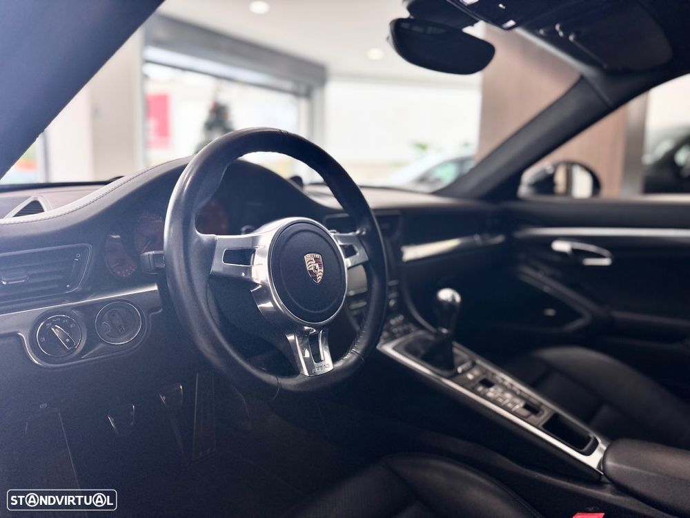 Porsche 911 (991) - 20