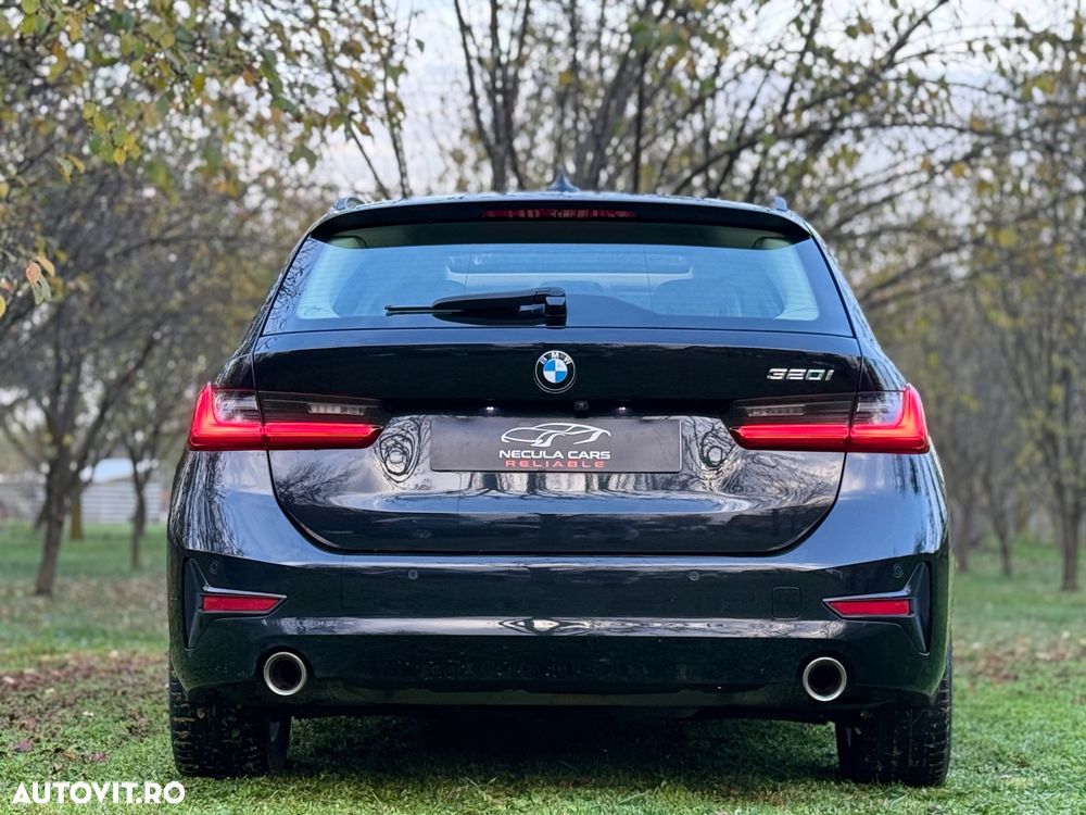 BMW Seria 3 320i AT - 5