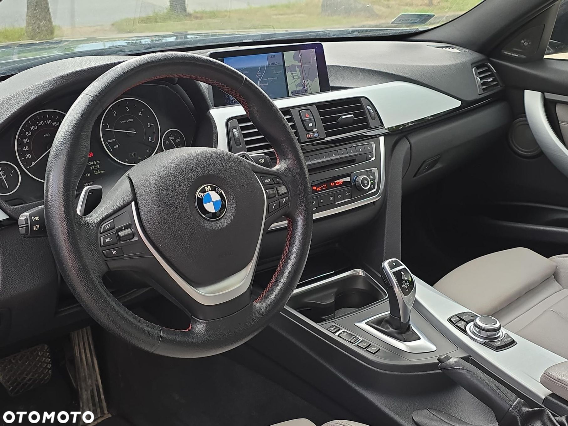 BMW Seria 3 320d Sport Line - 13