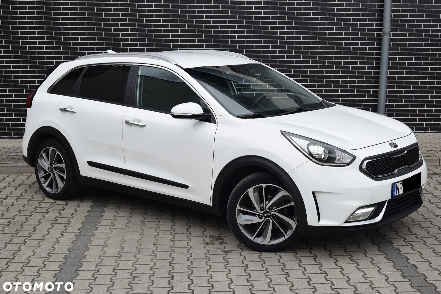 Kia Niro 1.6 GDI Hybrid XL - 1