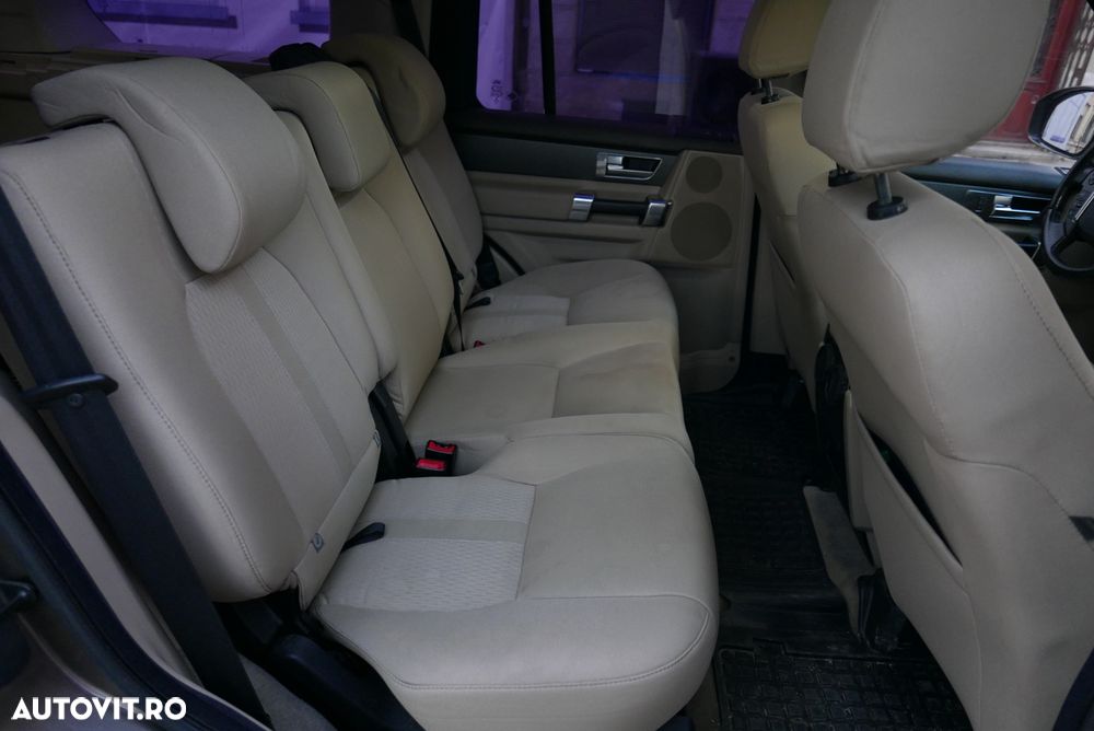 Land Rover Discovery 3.0 TDV6 S Aut - 31