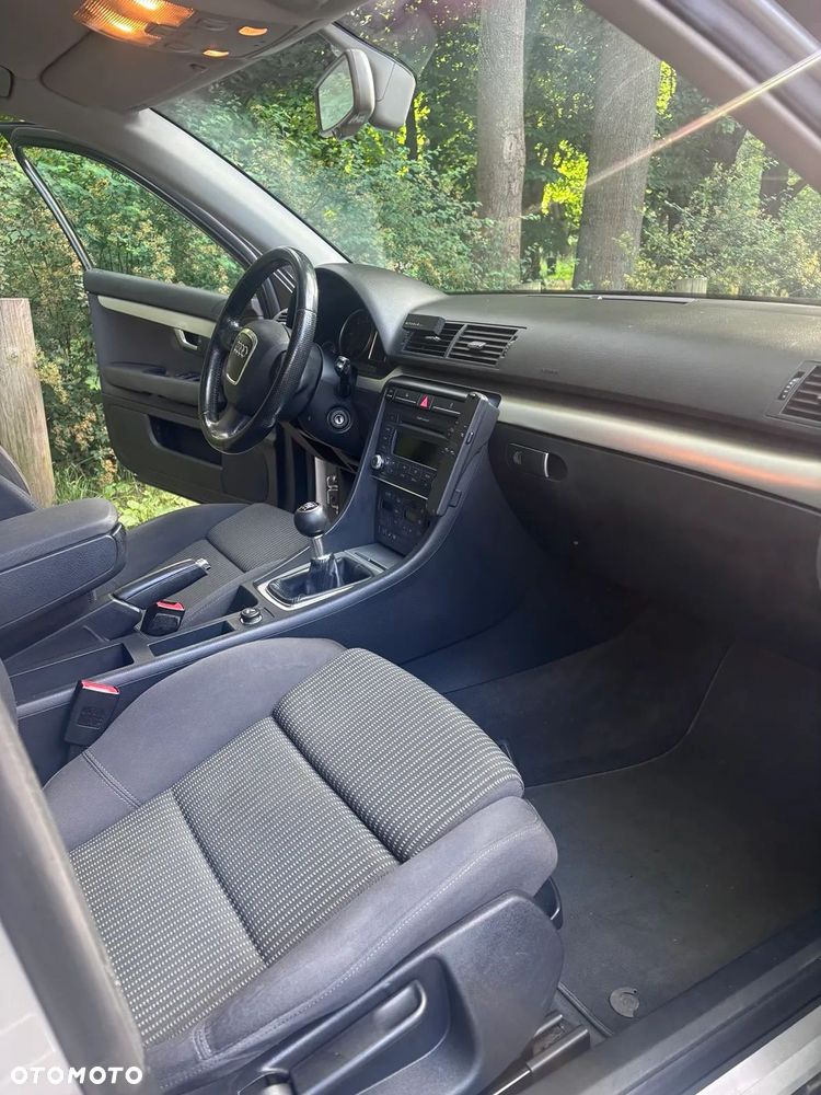 Audi A4 Limousine 2.0 TDI - 12