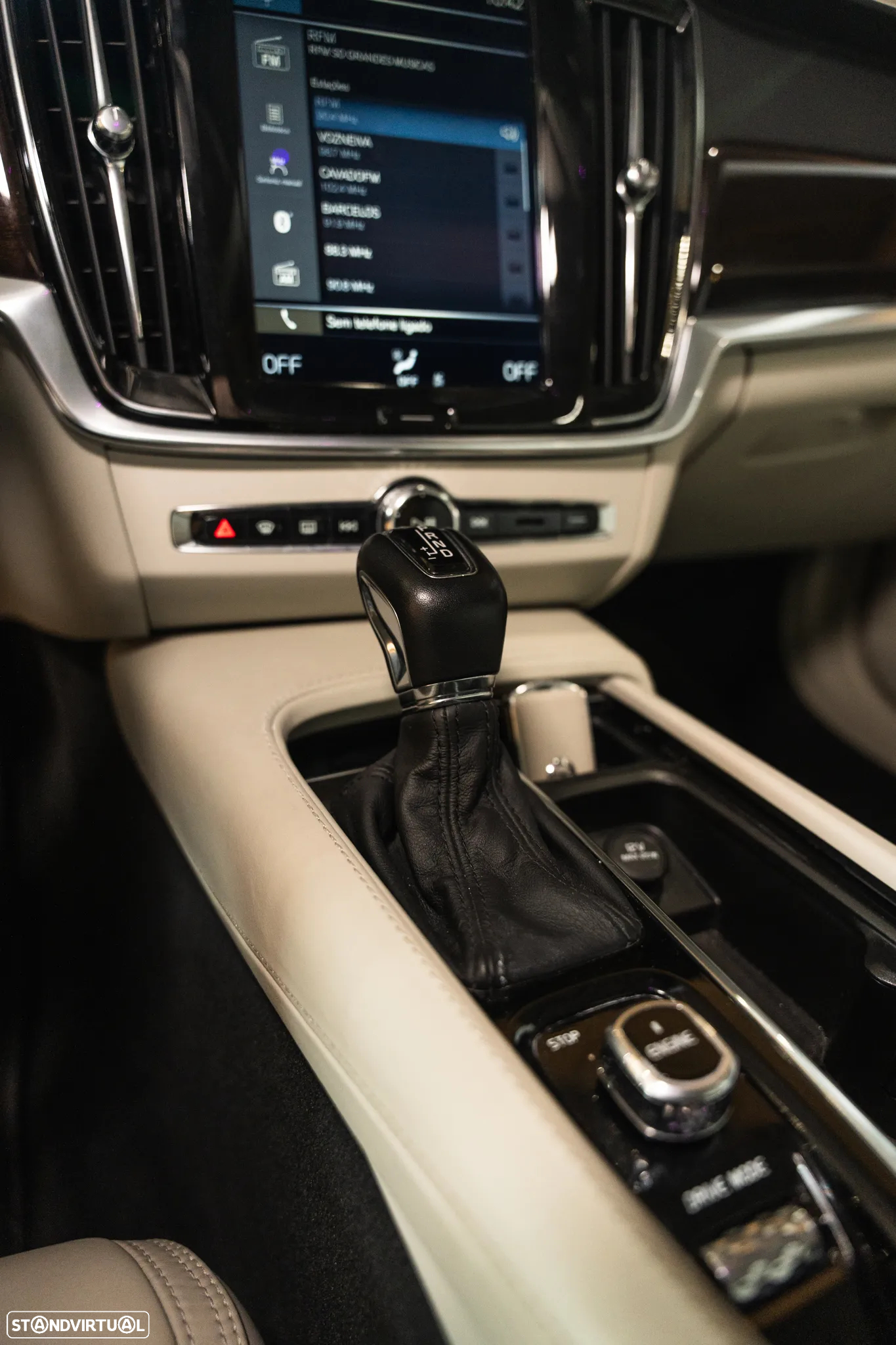Volvo S90 2.0 D4 Inscription Geartronic - 17