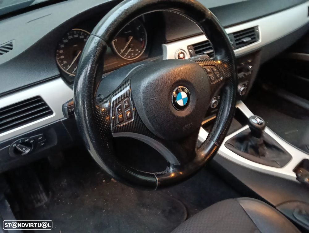 BMW 320 d - 14