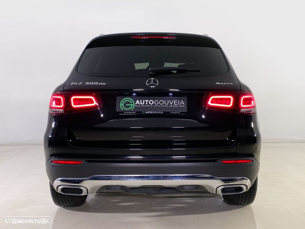 Mercedes-Benz GLC 300 de 4Matic 9G-TRONIC - 6