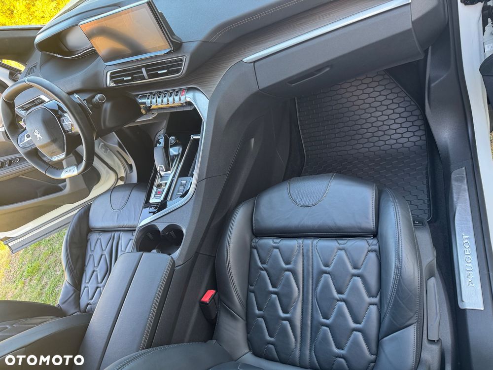 Peugeot 5008 1.6 PureTech GT Pack S&S EAT8 - 20