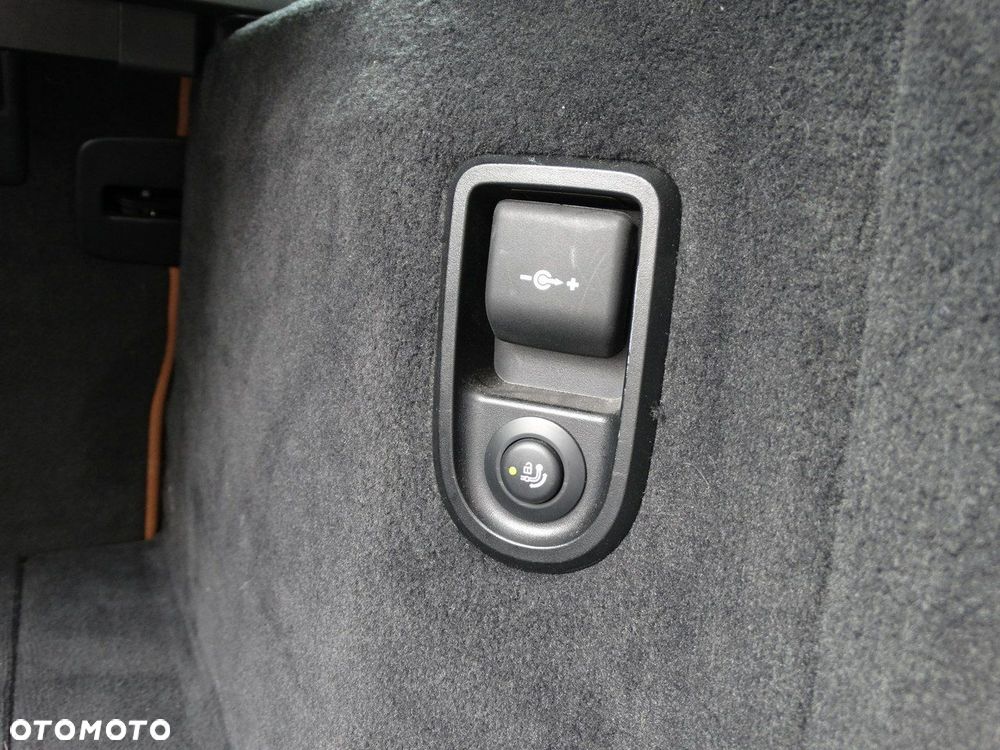 BMW Seria 5 520d Luxury Line - 11