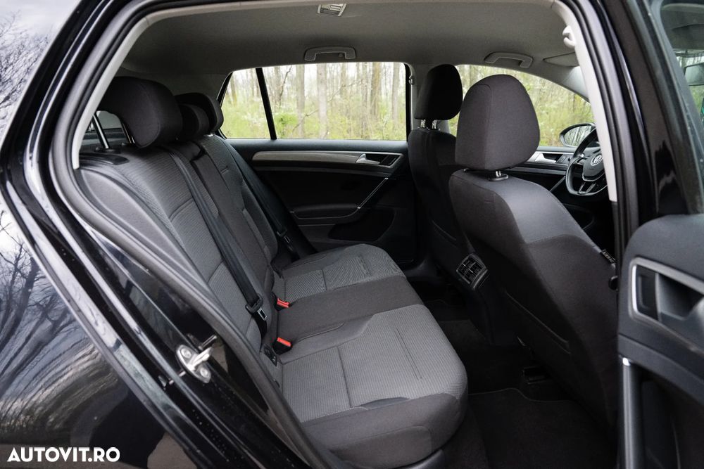 Volkswagen Golf 1.2 TSI BlueMotion Technology Comfortline - 9