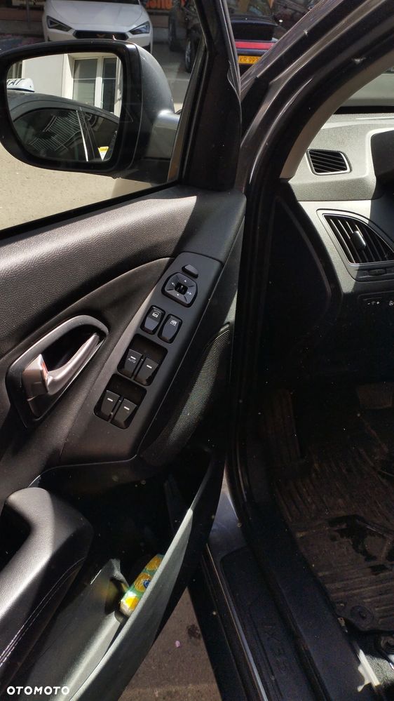Hyundai ix35 2.0 4WD Automatik Style - 8