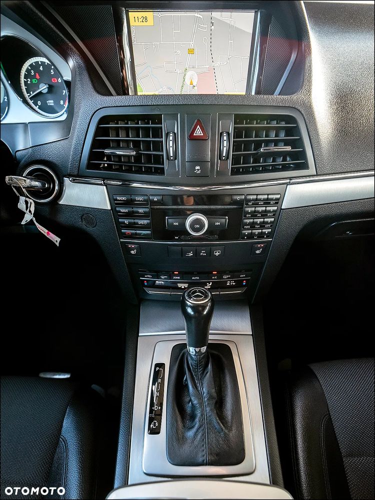 Mercedes-Benz Klasa E - 24