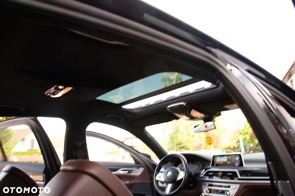 BMW Seria 7 730d xDrive sport - 21