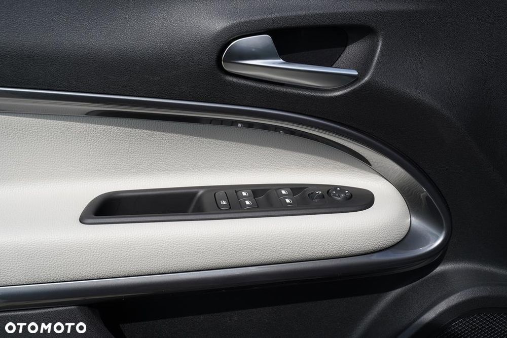 Fiat 600 1.2 Turbo Hybrid La Prima eDCT - 12