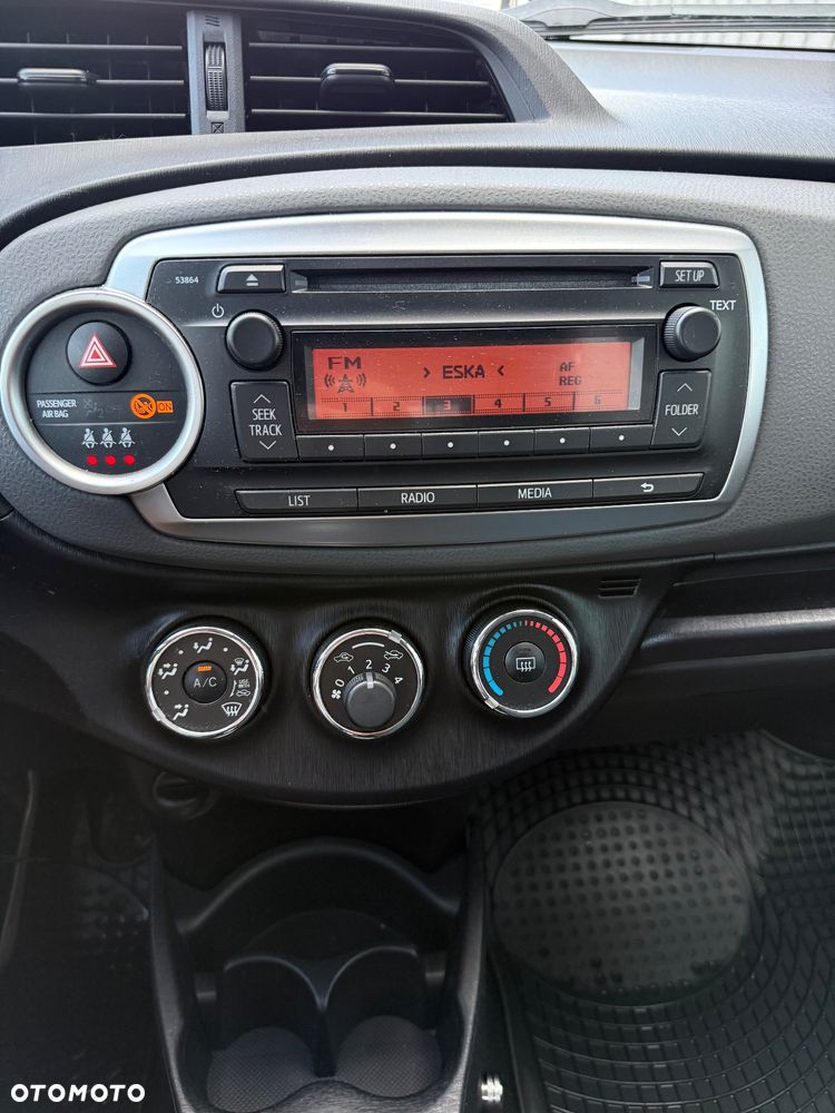 Toyota Yaris 1.33 Premium - 17