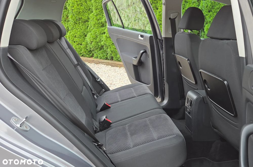 Volkswagen Golf Plus - 29