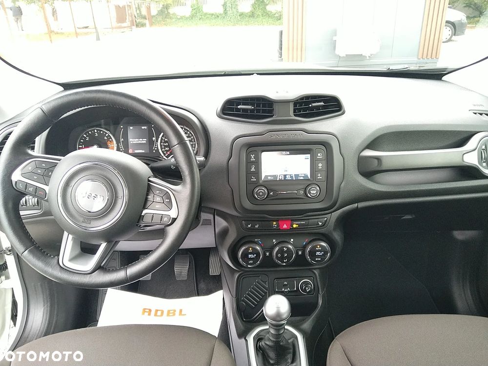 Jeep Renegade - 18