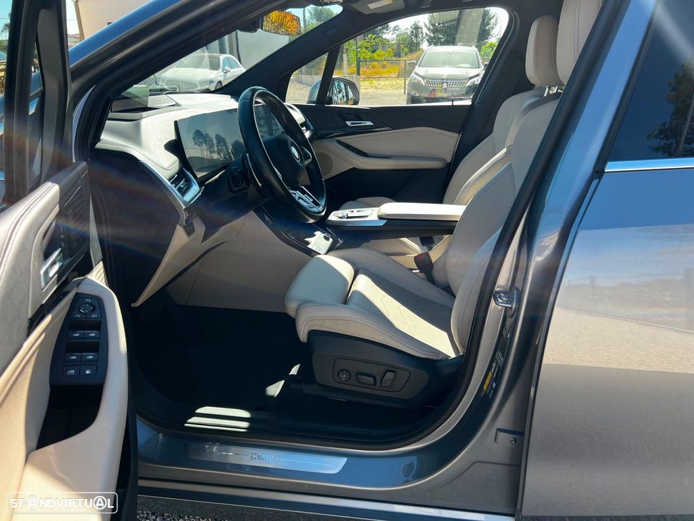 BMW 225xe Active Tourer - 4