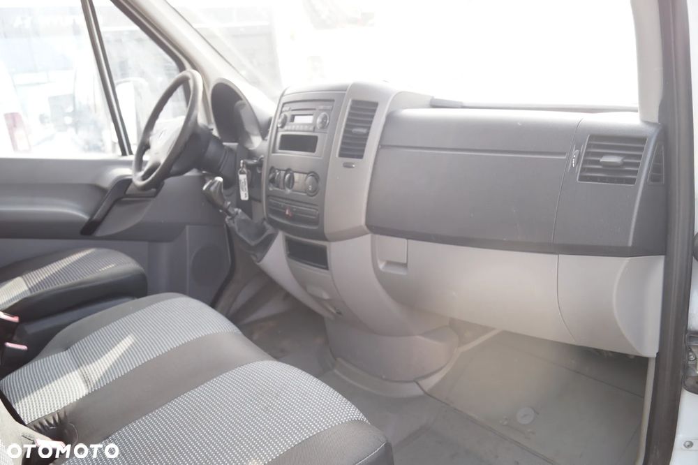 Mercedes-Benz Sprinter - 20