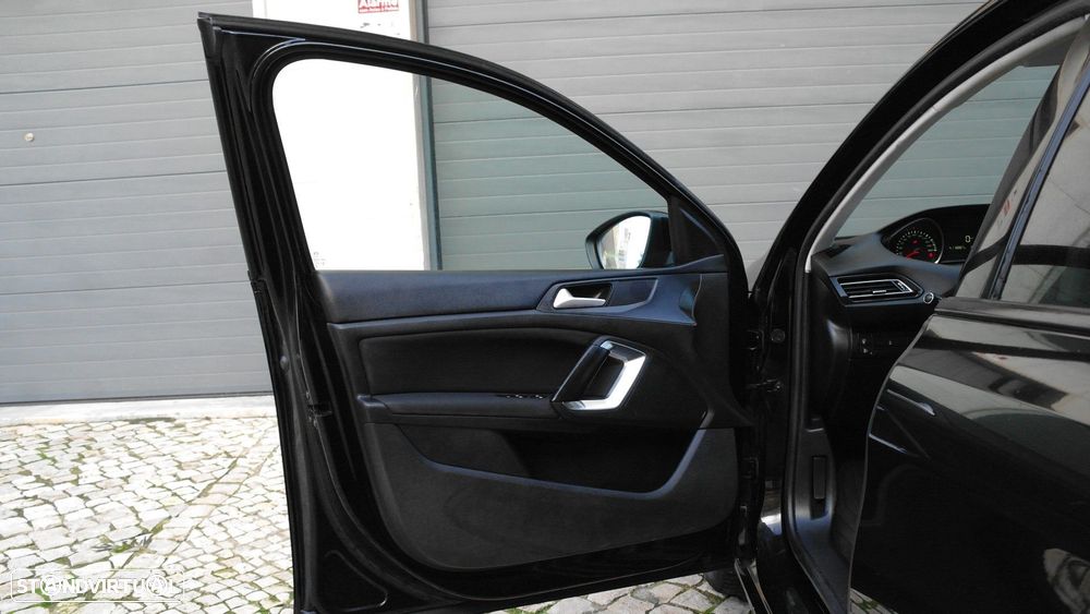 Peugeot 308 1.2 PureTech Active - 36