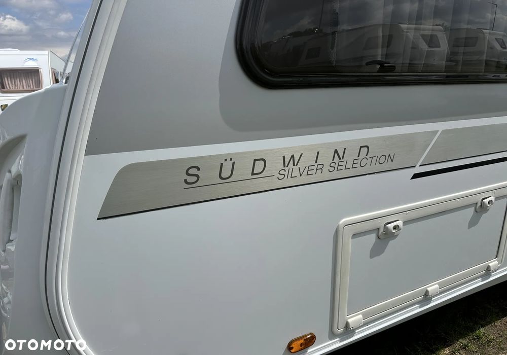 KNAUS 590 SUDWIND SILVER SELECTION z przedsionkiem i napędem. - 9