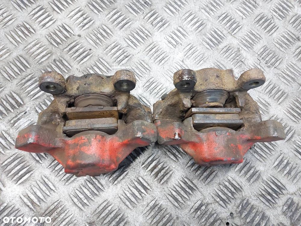 ZACISK HAMULCOWY LEWY TYŁ + PRAWY TYŁ VOLVO V70 I S70 I - 4